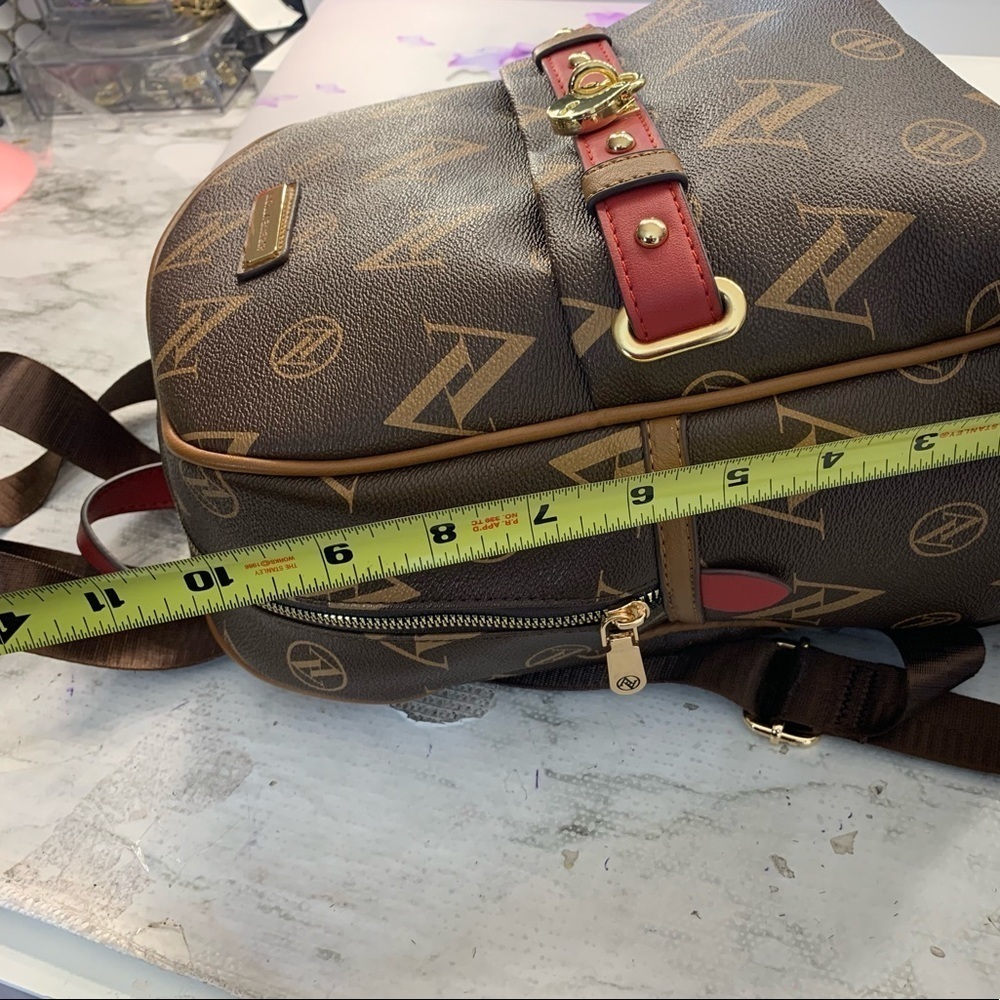 Adrienne Vittadini Signature Collection Backpack - Picture 14 of 14